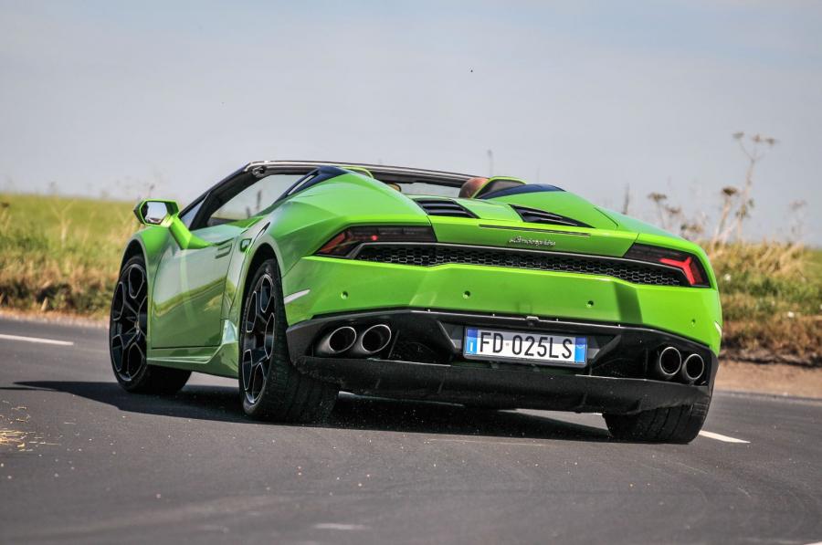  Lamborghini Huracan LP610-4 Spyder 2016 года  (UK) (фото 3 из 10)